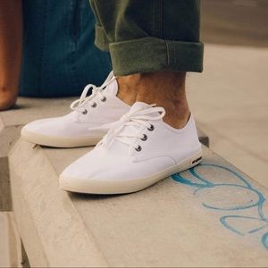 Quantity (2) Seavees Sixty Six Sneaker Classic (Pre-owned | White | Men’s 10)